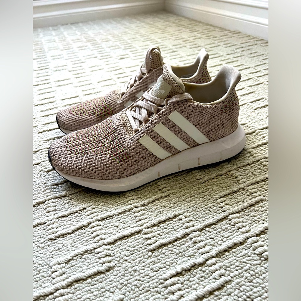Adidas Women's  Eva 791005 Swift Run Core sneaker tan
